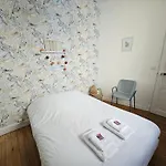 Castle Blue - 7 Personnes - 10 Min Sanctuaire Apartment *