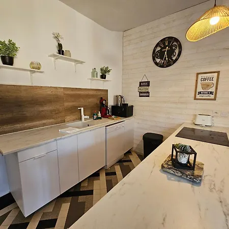 Apartamento Castle Blue - 7 Personnes - 10 Min Sanctuaire