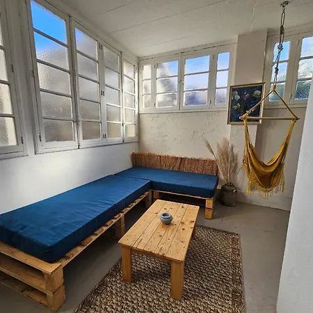Castle Blue - 7 Personnes - 10 Min Sanctuaire *
