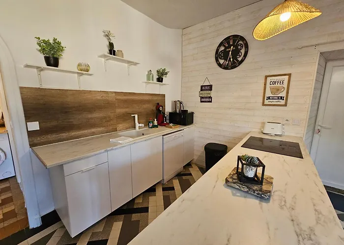 Appartement Castle Blue - 7 Personnes - 10 Min Sanctuaire