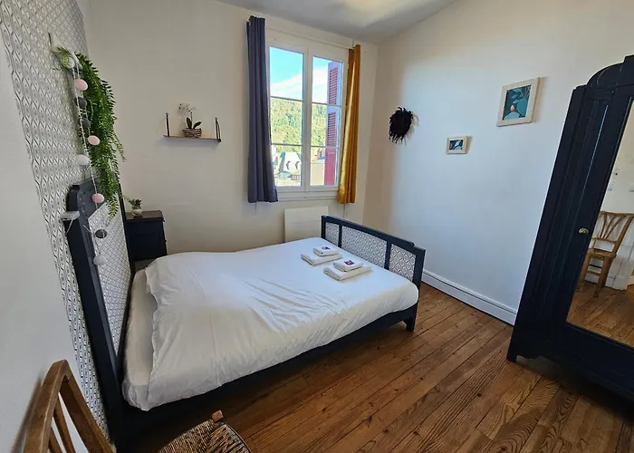 Castle Blue - 7 Personnes - 10 Min Sanctuaire Apartamento Lourdes