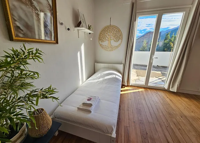 Castle Blue - 7 Personnes - 10 Min Sanctuaire Appartement *