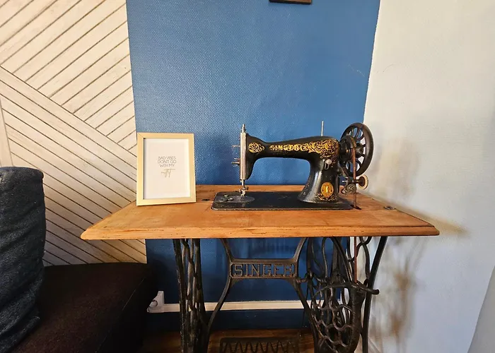 Castle Blue - 7 Personnes - 10 Min Sanctuaire Appartement