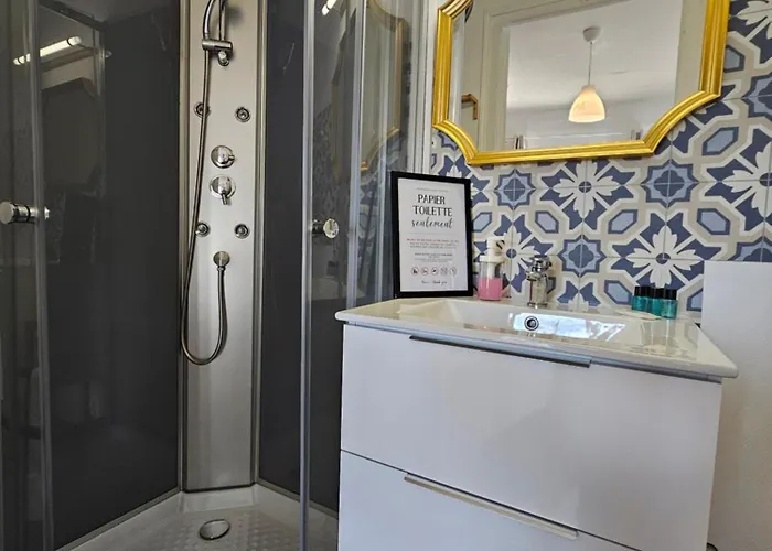 Castle Blue - 7 Personnes - 10 Min Sanctuaire Appartement *